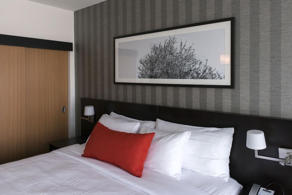 The Grand Winnipeg Airport Hotel By Lakeview ภายนอก รูปภาพ