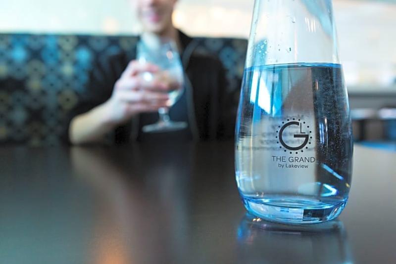 The Grand Winnipeg Airport Hotel By Lakeview ภายนอก รูปภาพ