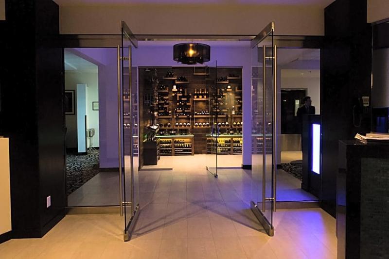 The Grand Winnipeg Airport Hotel By Lakeview ภายนอก รูปภาพ